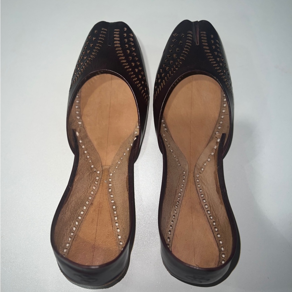 Brown leather textured Ethnic Traditional Women Khussa Shoes Size 6 & 8